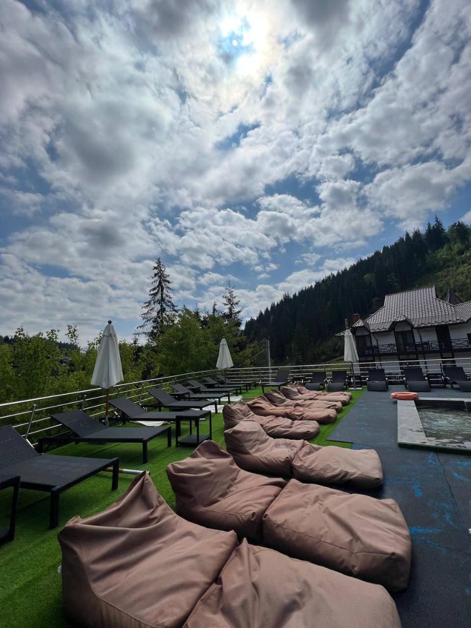 Silveroks Hotel Bukovel Exterior foto