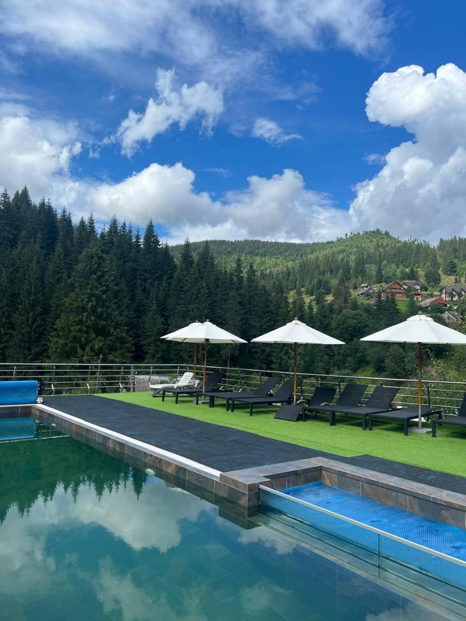 Silveroks Hotel Bukovel Exterior foto